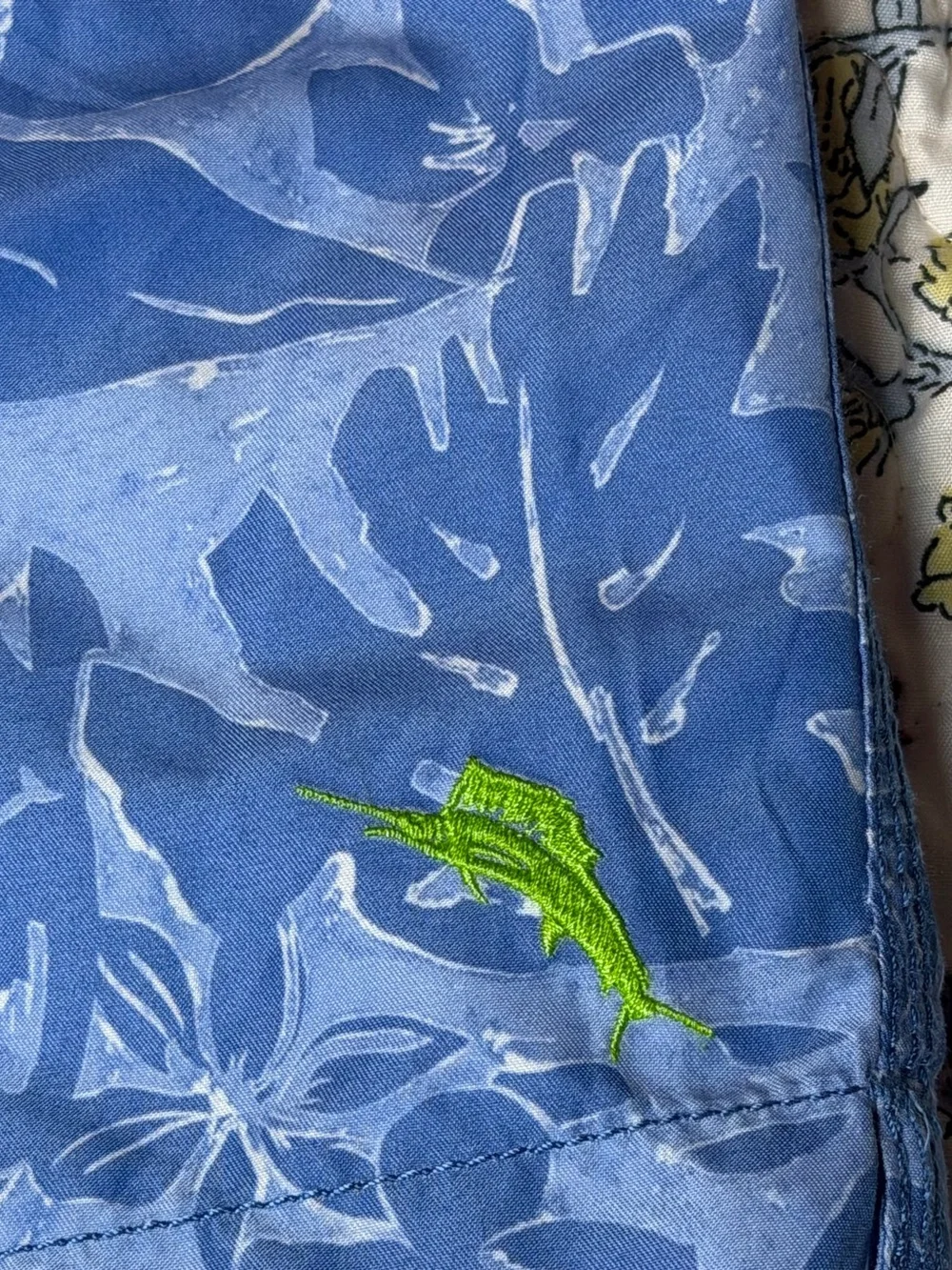 Tommy Bahama Men’s size XL Blue Tropical Swim Trunks Mesh Lined Marlin Logo
